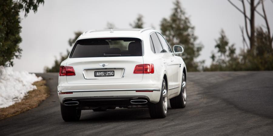  Bentley Bentayga 2016 года  (AU) (фото 10 из 30)